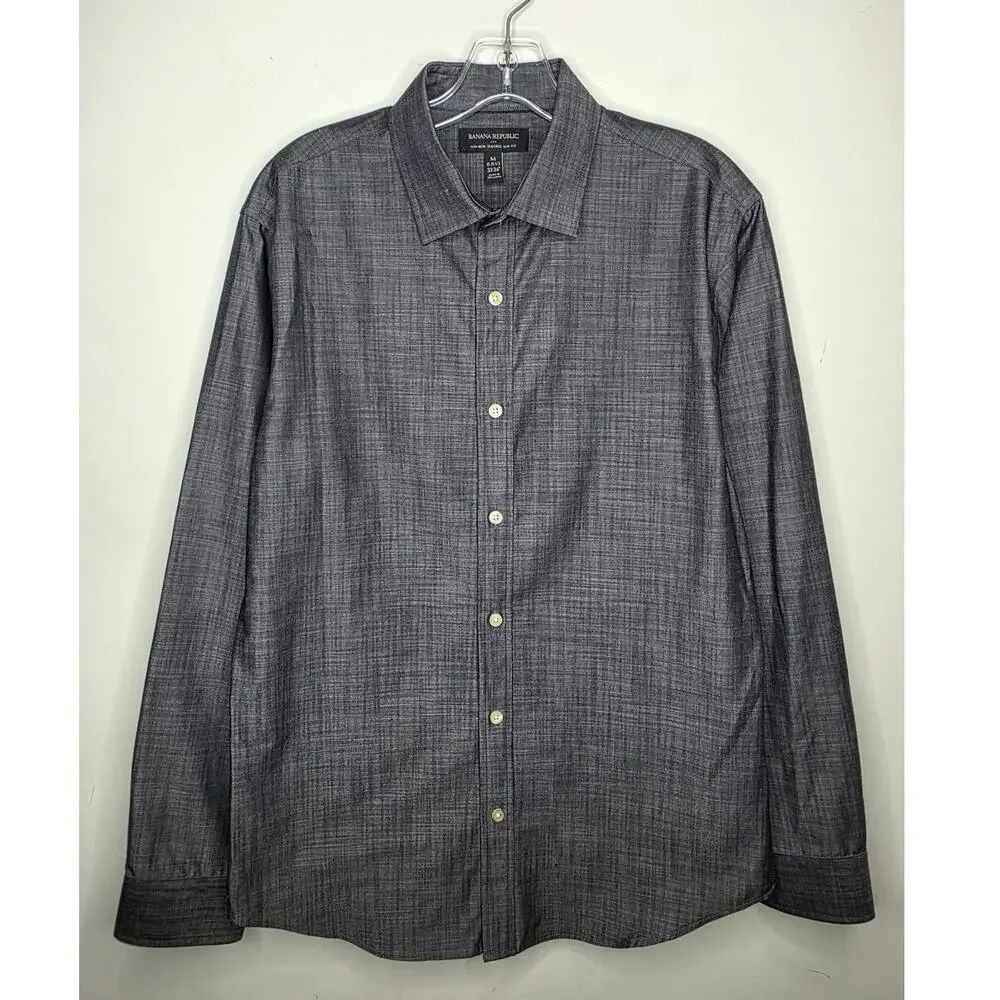 Banana Republic grey cotton long sleeve button down dress shirt - medium